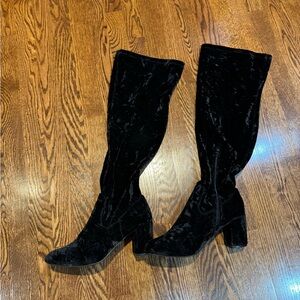 Elegant Black Velvet Knee-High Boots